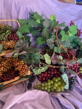 Artificial Grape and Vine Accent Garland - Green and Burgundy